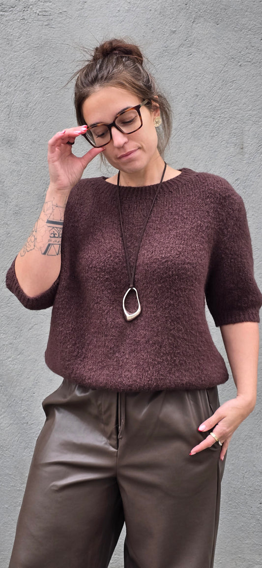 Stickad t-shirt - Brun