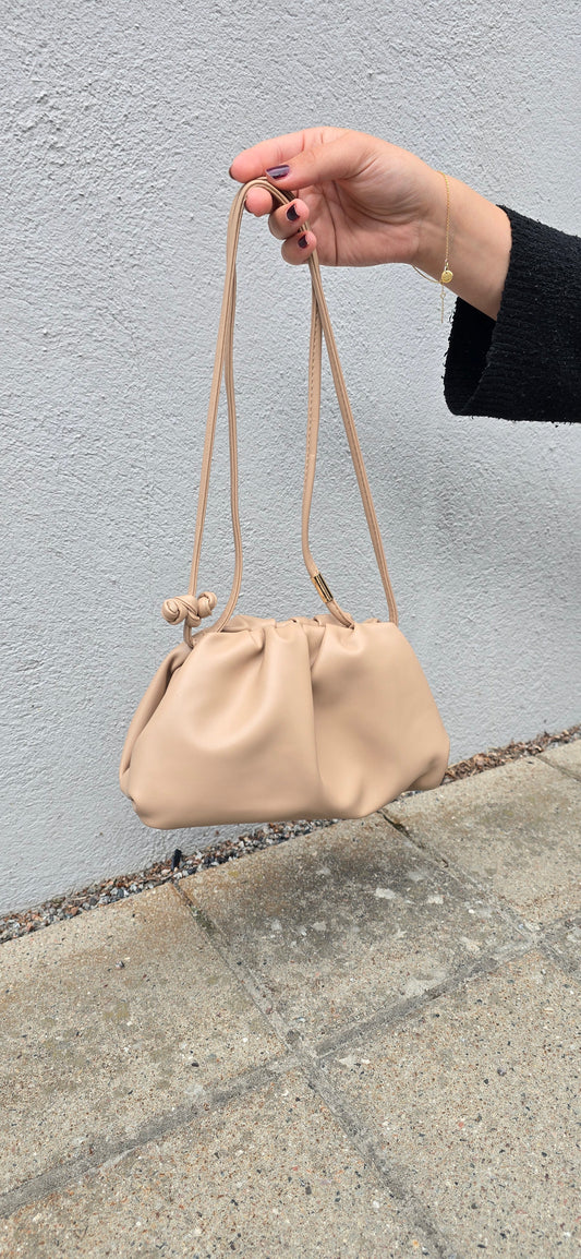 Dumpling Bag - Beige