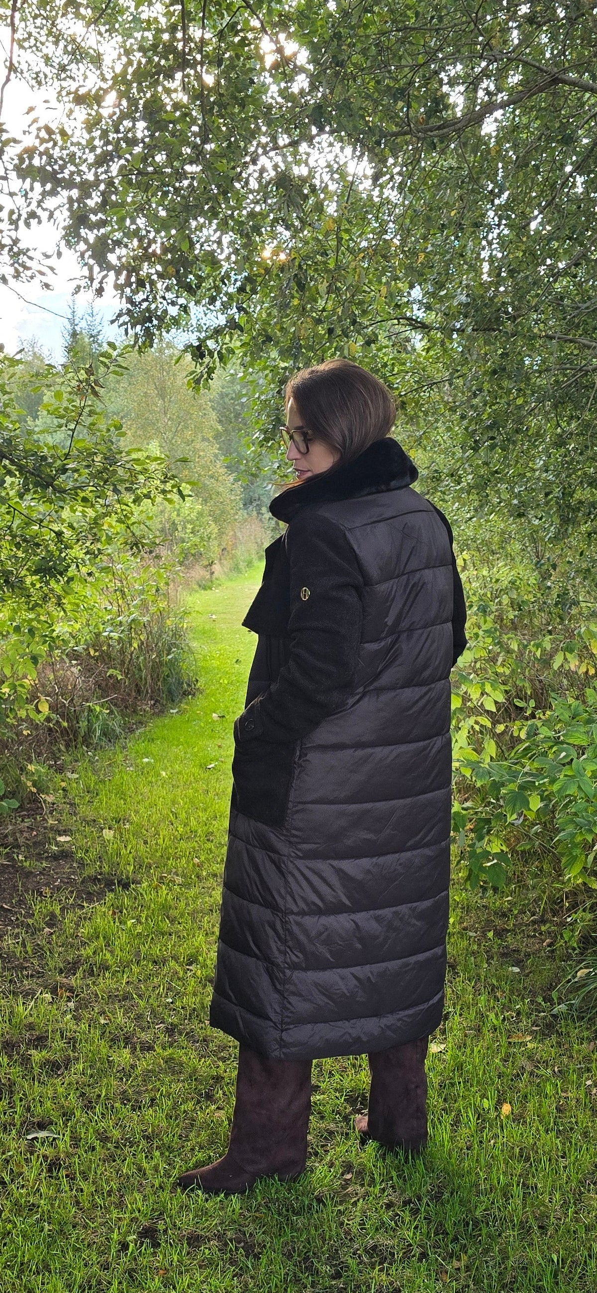 Elysee - Black