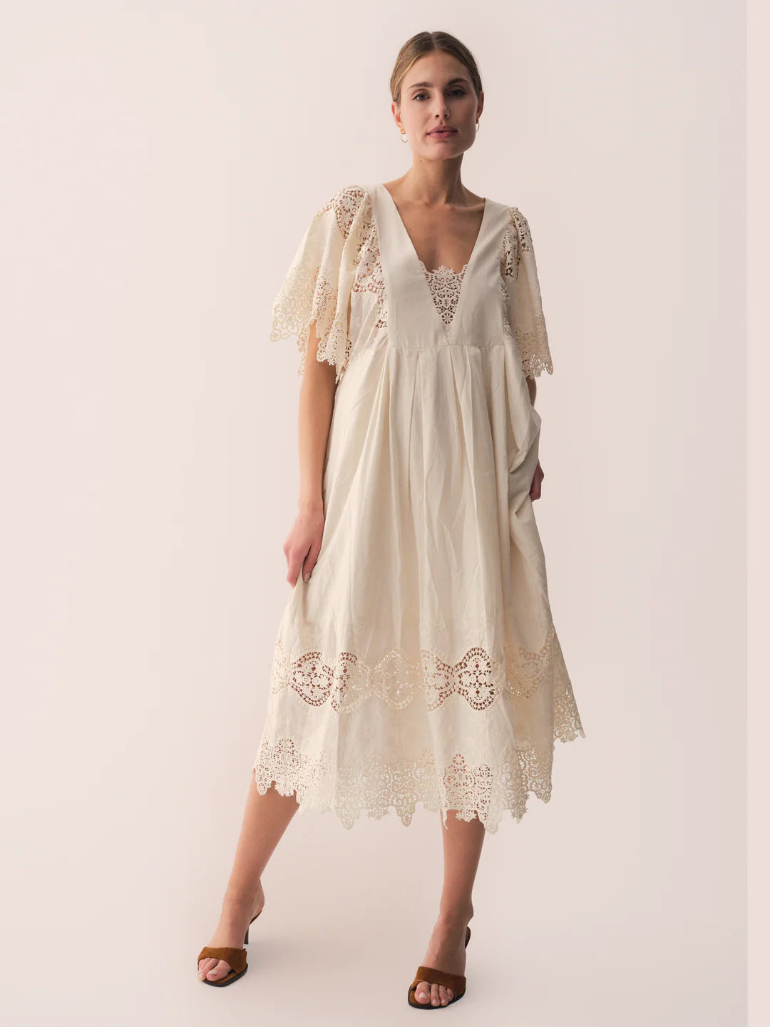 ChiliGO Dress - White